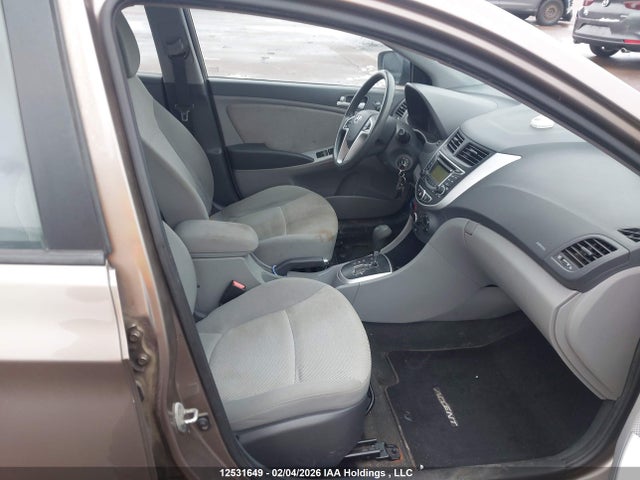12531649 :رقم المزاد ، KMHCT4AE0CU137390 vin ، 2012 Hyundai Accent Gls/gs مزاد بيع