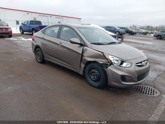 12531649 :رقم المزاد ، KMHCT4AE0CU137390 vin ، 2012 Hyundai Accent Gls/gs مزاد بيع