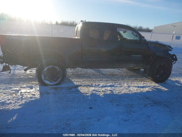 5TFDZ5BN6GX007047 Toyota Tacoma Dbl Cab/sr5/trd Sport/or