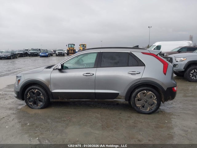 KNDCR3L15R5110888 KIA Niro Wind