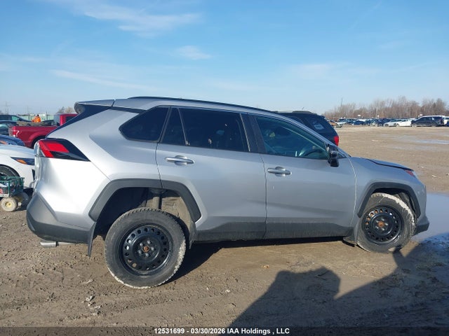2025 Toyota Rav4 Xle/xle Premium მანქანა იყიდება აუქციონზე, vin: 2T3R1RFV4SC558493, აუქციონის ნომერი: 12531699