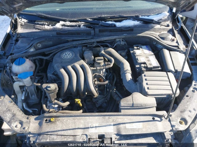 3VW2K7AJ7FM421641 Volkswagen Jetta 2.0l Trendline/2.0l Trendline+