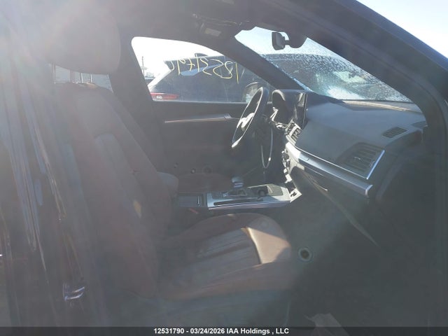 WA1EAAFY8M2030566 Audi Q5 Progressiv