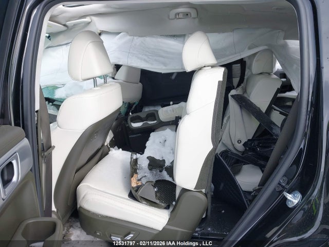 2025 Hyundai Santa Fe მანქანა იყიდება აუქციონზე, vin: 5NMP5DGL1SH126202, აუქციონის ნომერი: 12531797