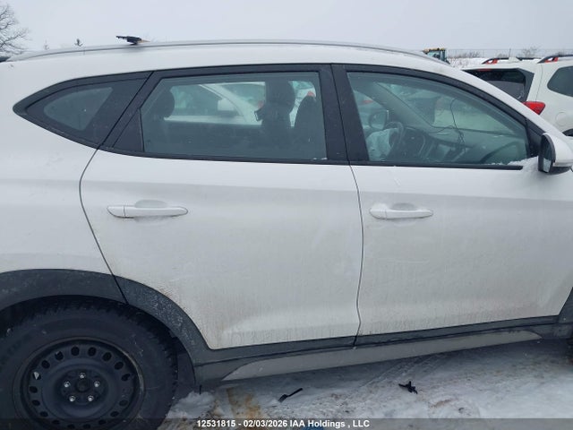 Продажа на аукционе авто 2018 Hyundai Tucson Premium 2.0l, vin: KM8J3CA40JU656039, номер лота: 12531815
