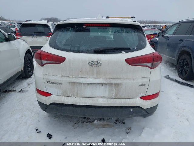 Продажа на аукционе авто 2018 Hyundai Tucson Premium 2.0l, vin: KM8J3CA40JU656039, номер лота: 12531815