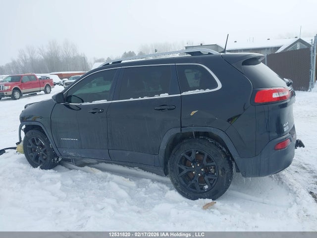 1C4PJMCXXJD591881 Jeep Cherokee Latitude