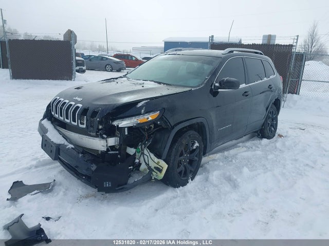 1C4PJMCXXJD591881 Jeep Cherokee Latitude