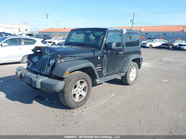Jeep Wrangler Sport 2014 1C4AJWAG4EL212633 Image 2