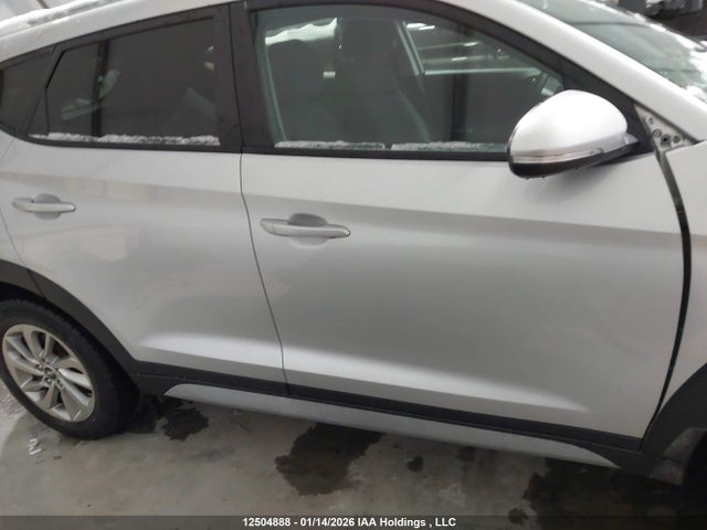 KM8J3CA45HU532150 Hyundai Tucson Premium