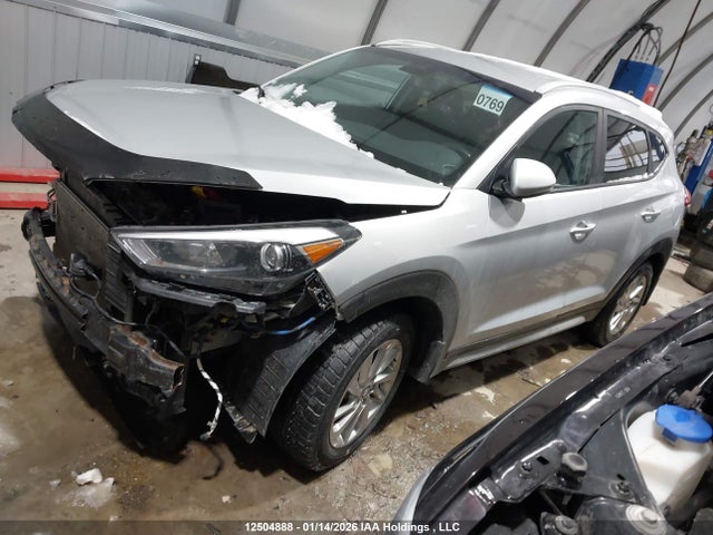 KM8J3CA45HU532150 Hyundai Tucson Premium