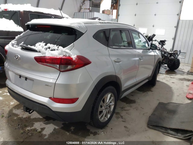 KM8J3CA45HU532150 Hyundai Tucson Premium