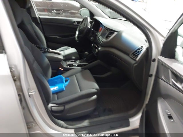 KM8J3CA45HU532150 Hyundai Tucson Premium