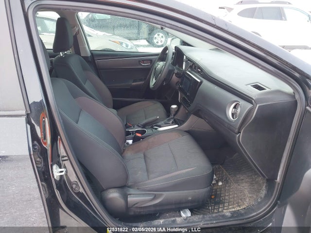2T1BURHE5KC125456 Toyota COROLLA LE