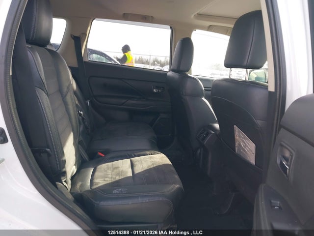 JA4AZ2A39LZ614554 Mitsubishi Outlander Es/ex/ex-l