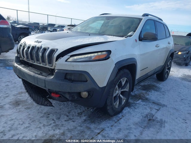 1C4PJMBX2JD592072 Jeep Cherokee Trailhawk