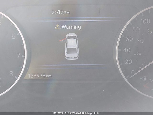 1N4AA6AP2JC393215 Nissan Maxima Platinum/sl/sr/sv