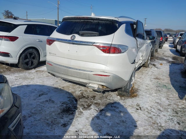 5GAEVAKWXPJ156096 Buick Enclave Essence