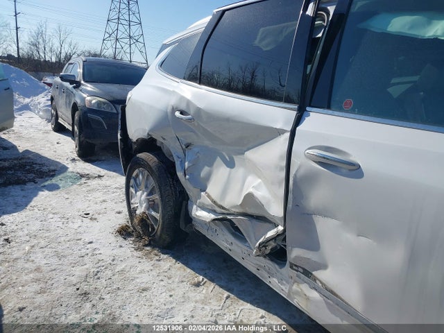 5GAEVAKWXPJ156096 Buick Enclave Essence