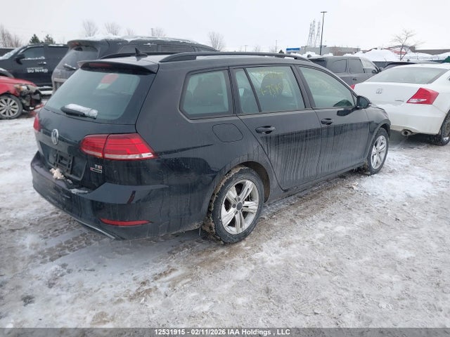 3VW217AU6JM754595 Volkswagen Golf Sportwagen 1.8 Tsi Comfortline/1.8 Tsi Trendline
