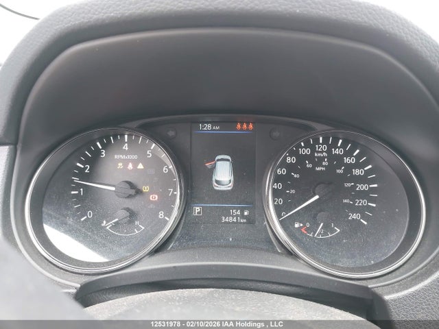 JN1BJ1AV9PW001261 Nissan QASHQAI