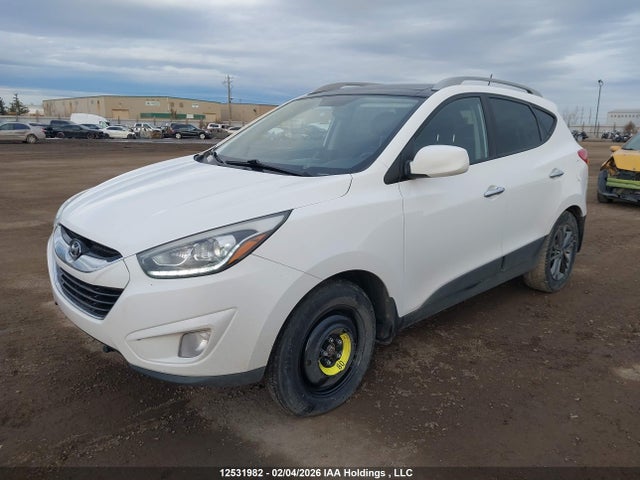 KM8JUCAG5FU063002 Hyundai Tucson Limited/se