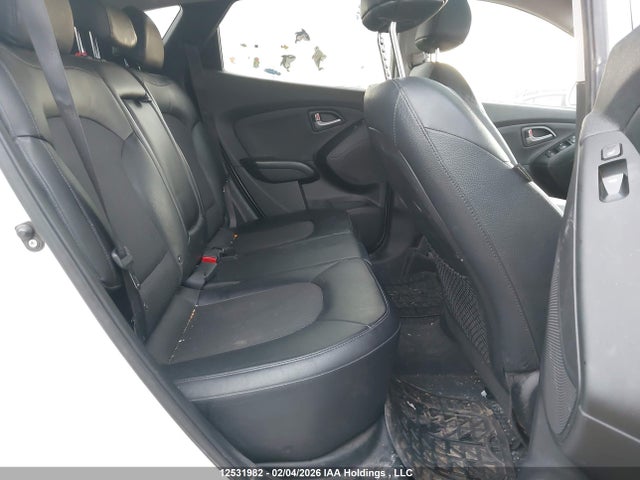 KM8JUCAG5FU063002 Hyundai Tucson Limited/se
