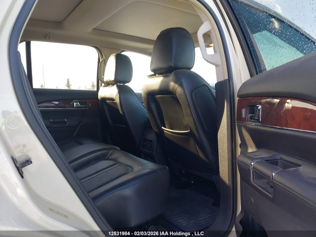 2LMDJ8JK5EBL01107 Lincoln MKX