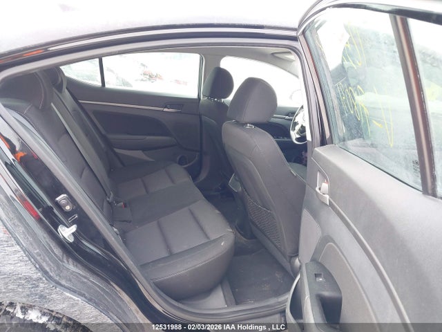 KMHD84LF6JU718031 Hyundai ELANTRA GL
