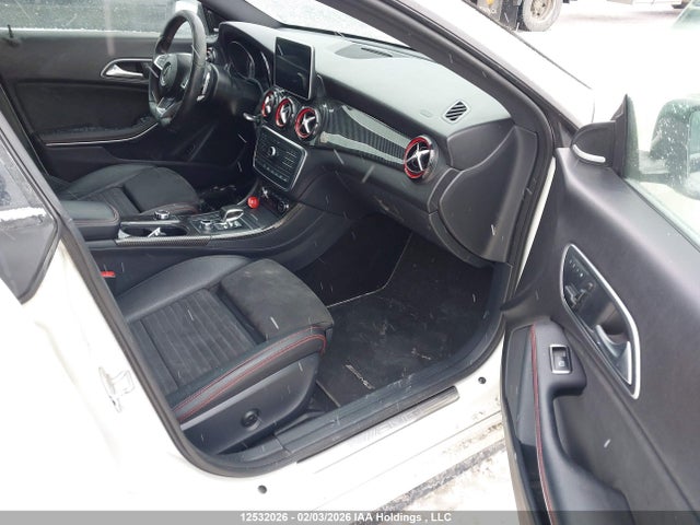 WDDSJ5CB7GN318149 Mercedes-Benz Amg Cla 45 4matic