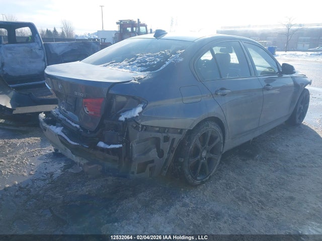 WBA8D9C58JEM31559 BMW 330i Xdrive