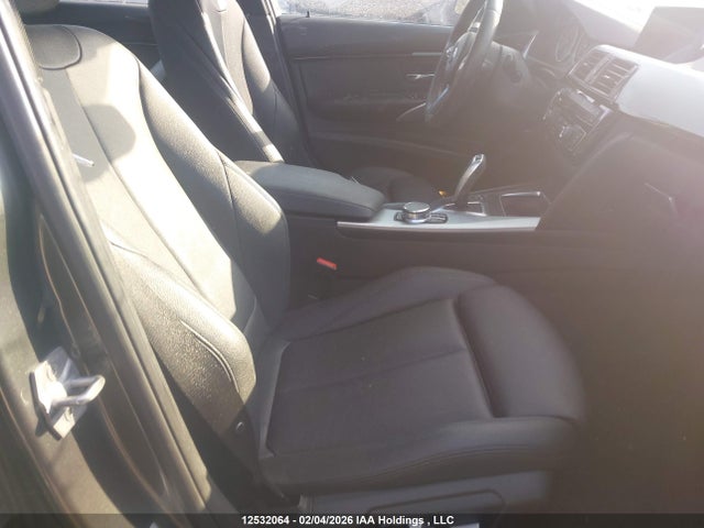 WBA8D9C58JEM31559 BMW 330i Xdrive