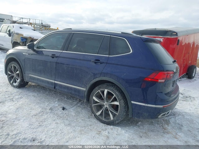 3VV4B7AX2NM053336 Volkswagen Tiguan Highline R-line