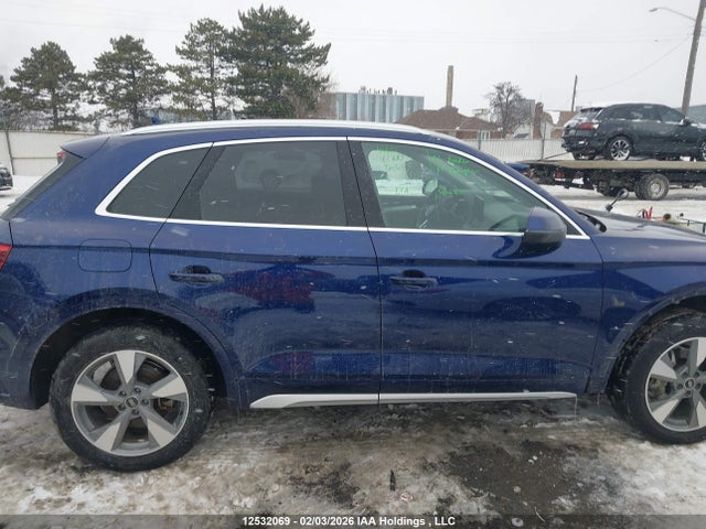 WA1AAAFY3R2061990 Audi Q5 Komfort 45
