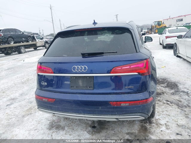 WA1AAAFY3R2061990 Audi Q5 Komfort 45