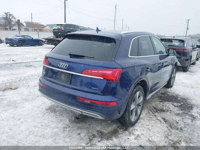 WA1AAAFY3R2061990 Audi Q5 Komfort 45