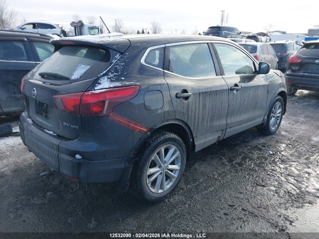 JN1BJ1CR0JW209150 Nissan Qashqai S/sl/sv