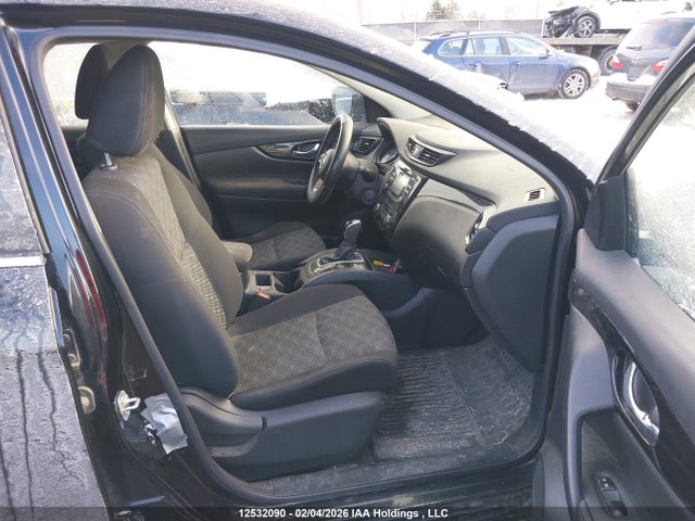 JN1BJ1CR0JW209150 Nissan Qashqai S/sl/sv