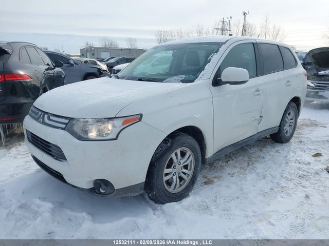 JA4AZ2A31EZ602305 Mitsubishi Outlander
