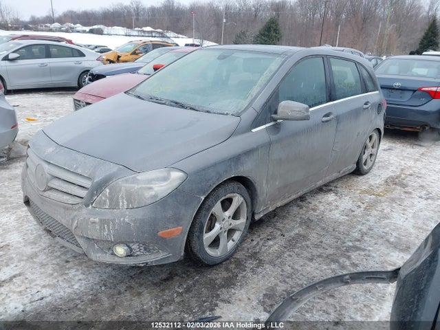 Mercedes-Benz B250 2014 WDDMH4EB5EJ245198 Image 2