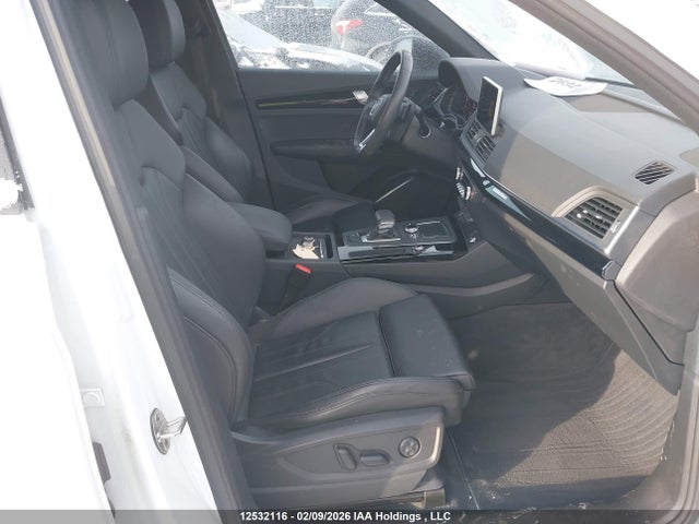 WA1ENAFY3L2099328 Audi Q5 Titanium Premium Plus