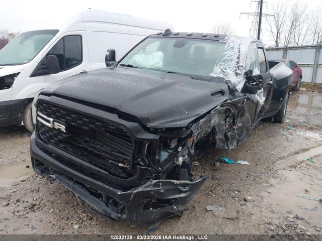 12532120 :رقم المزاد ، 3C63RRHL2PG575557 vin ، 2023 Ram 3500 Big Horn مزاد بيع