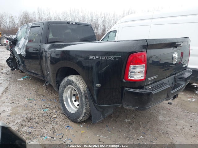 12532120 :رقم المزاد ، 3C63RRHL2PG575557 vin ، 2023 Ram 3500 Big Horn مزاد بيع