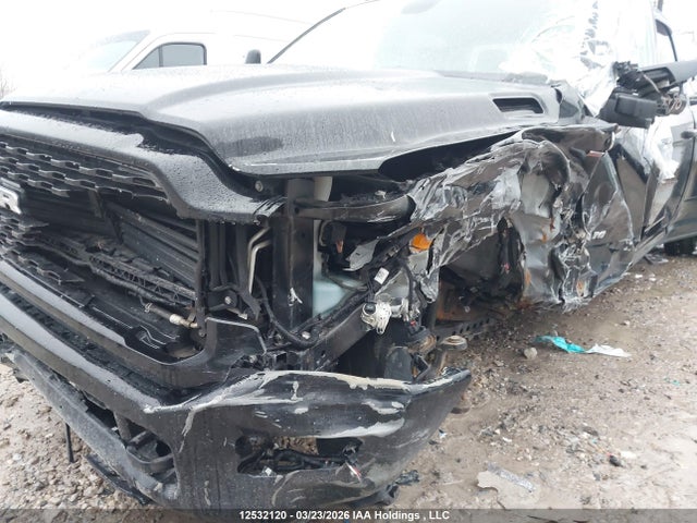 12532120 :رقم المزاد ، 3C63RRHL2PG575557 vin ، 2023 Ram 3500 Big Horn مزاد بيع