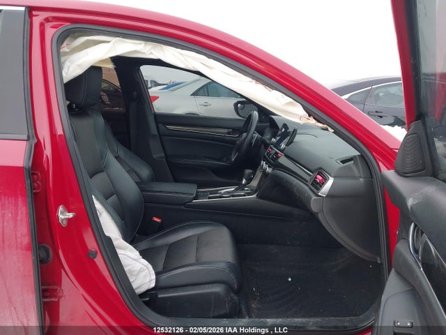 1HGCV1F38JA812147 Honda Accord Sport