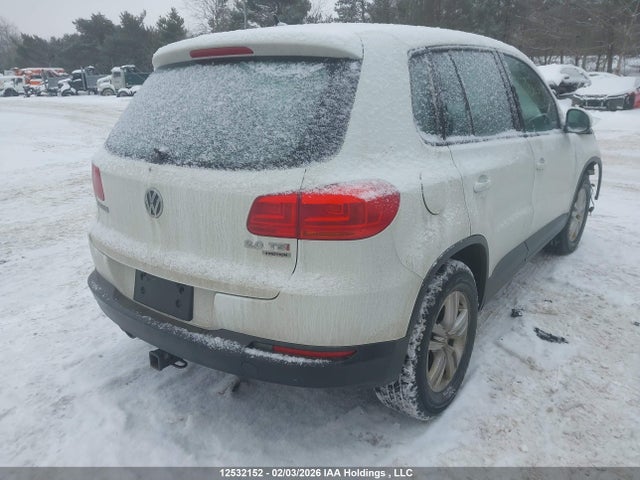 2014 Volkswagen Tiguan Comfortline/highline/trendline მანქანა იყიდება აუქციონზე, vin: WVGJV3AX0EW588565, აუქციონის ნომერი: 12532152