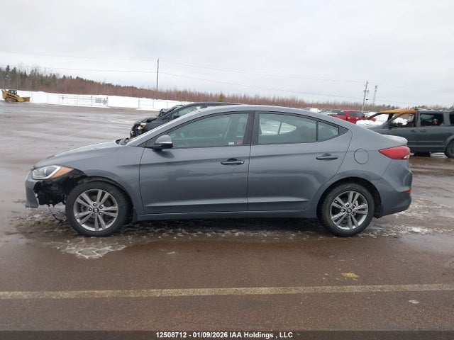 KMHD84LF0JU695636 Hyundai ELANTRA GL