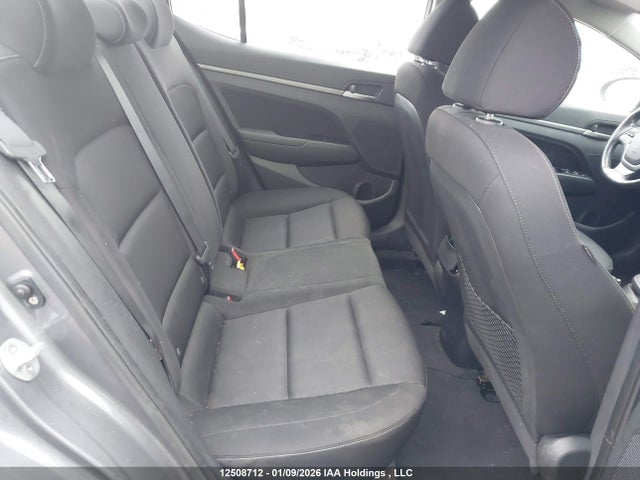 KMHD84LF0JU695636 Hyundai ELANTRA GL