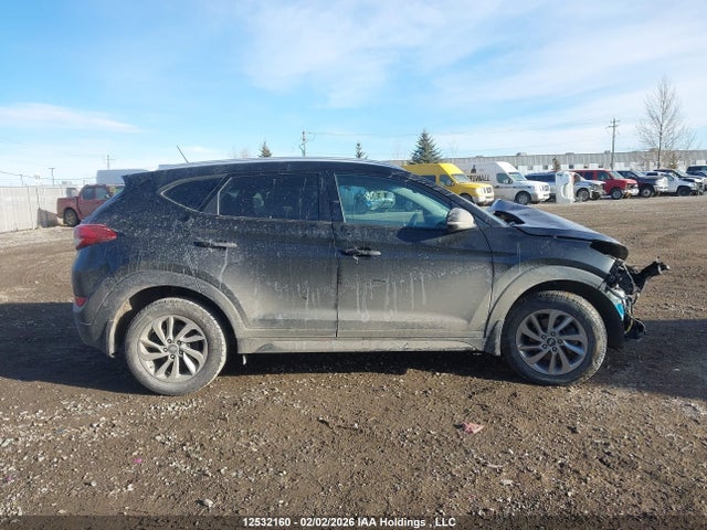 KM8J3CA4XGU066195 Hyundai Tucson Limited/sport And Eco/se
