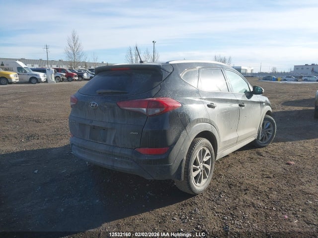 KM8J3CA4XGU066195 Hyundai Tucson Limited/sport And Eco/se